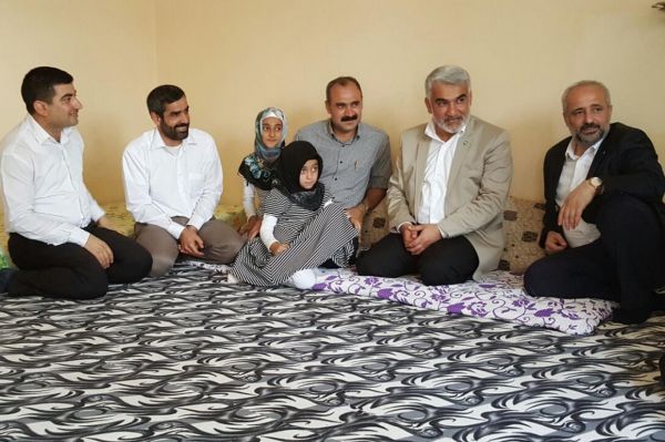 Dogruhaber's tweet photo. Yapıcıoğlu, Şırnak'tan göç eden aileleri ziyaret etti
https://t.co/izi0rF9UDW https://t.co/ifEfGSXcdL