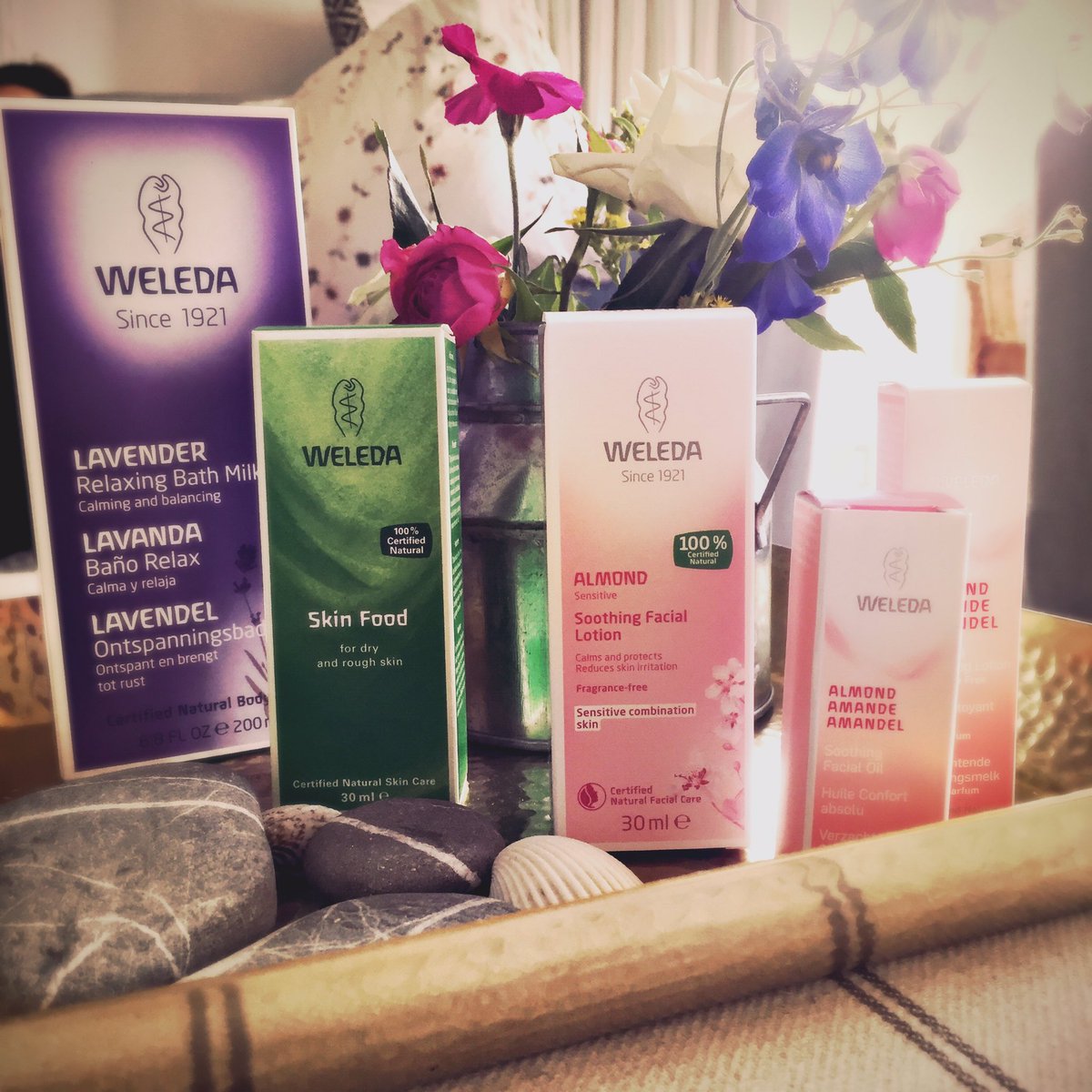 Had such a wonderful time with <a href="/weledauk/">Weleda UK</a> yesterday thank you to all the gang! <a href="/susiefairgrieve/">Susie Fairgrieve</a> <a href="/enyapen31/">Enya Sullivan</a> #skinfood