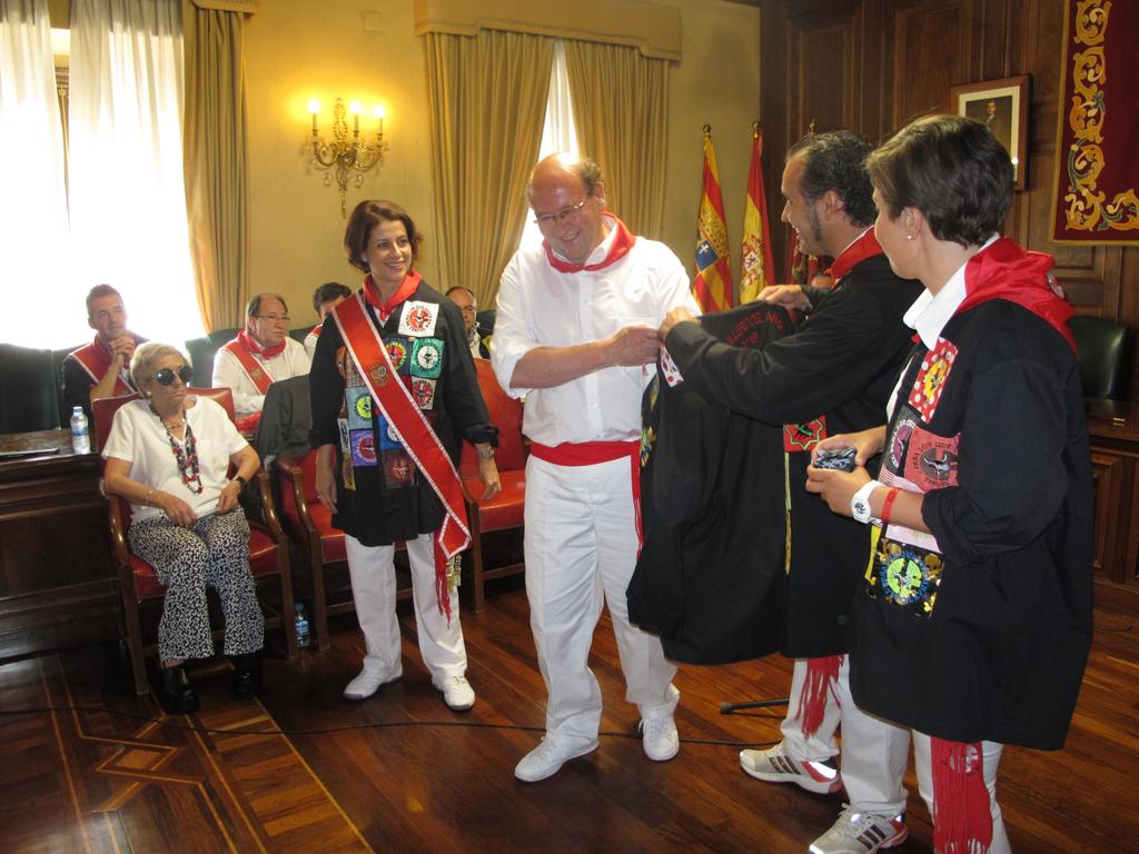 Nombramiento Vaquillero del Año <a href="/InterpeTeruel/">Interpeñas Teruel</a> #Vaquillas2016 #Teruel