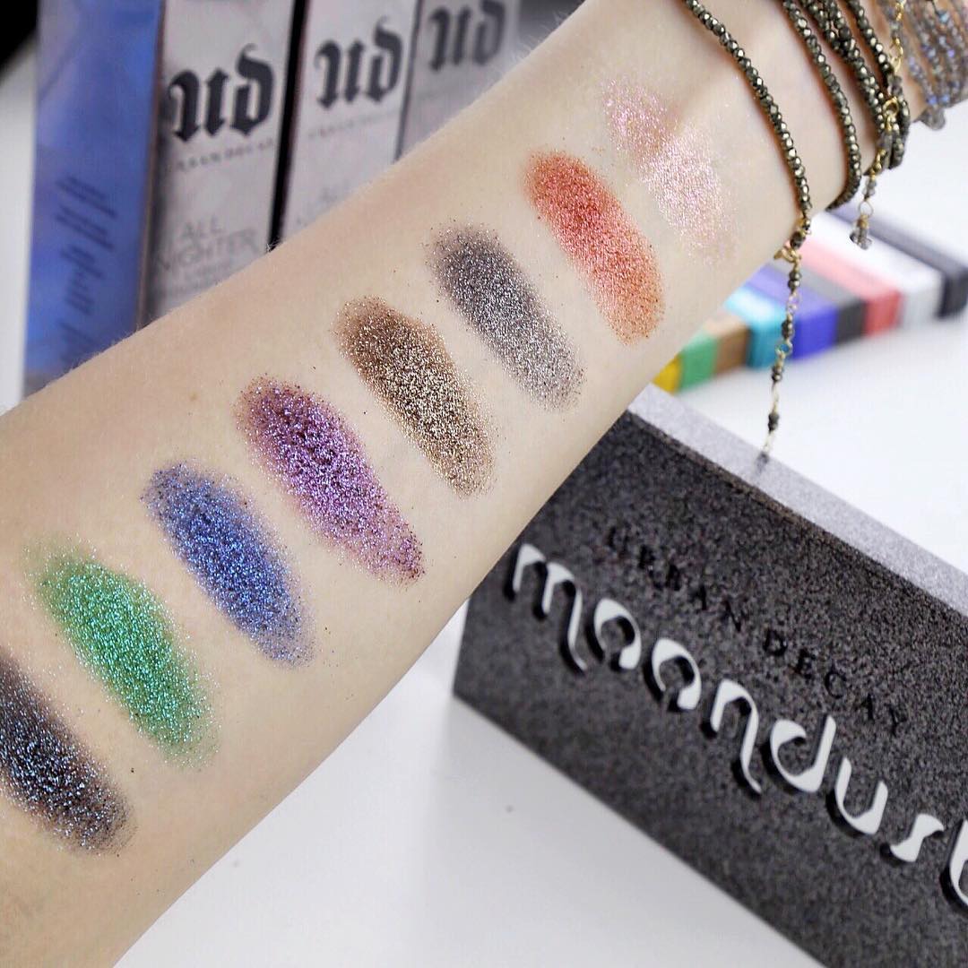 Urban Decay Stoned свотчи