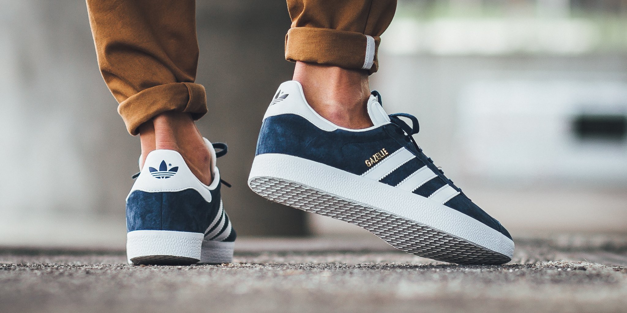 Titolo Twitter: "ONLINE NOW Adidas Gazelle - Collegiate Navy/White LINK: https://t.co/byqlM8MpEU https://t.co/rWBA9s97Md" Twitter