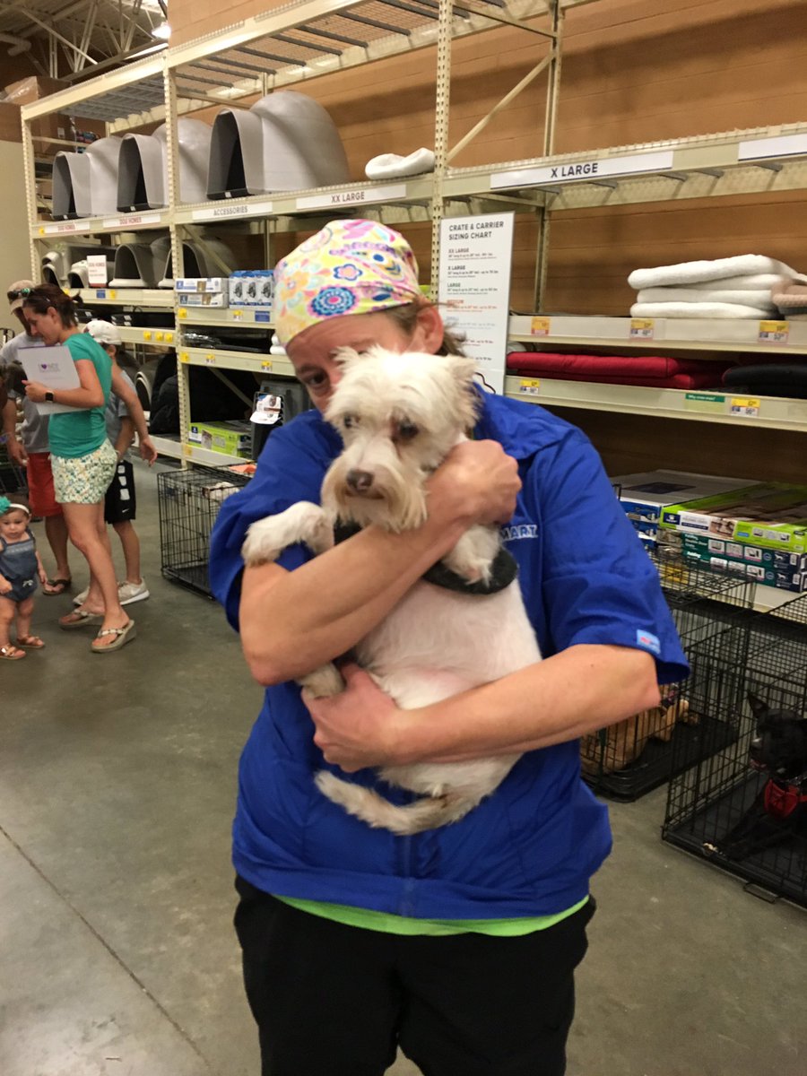 PetSmart 0638 tweet media