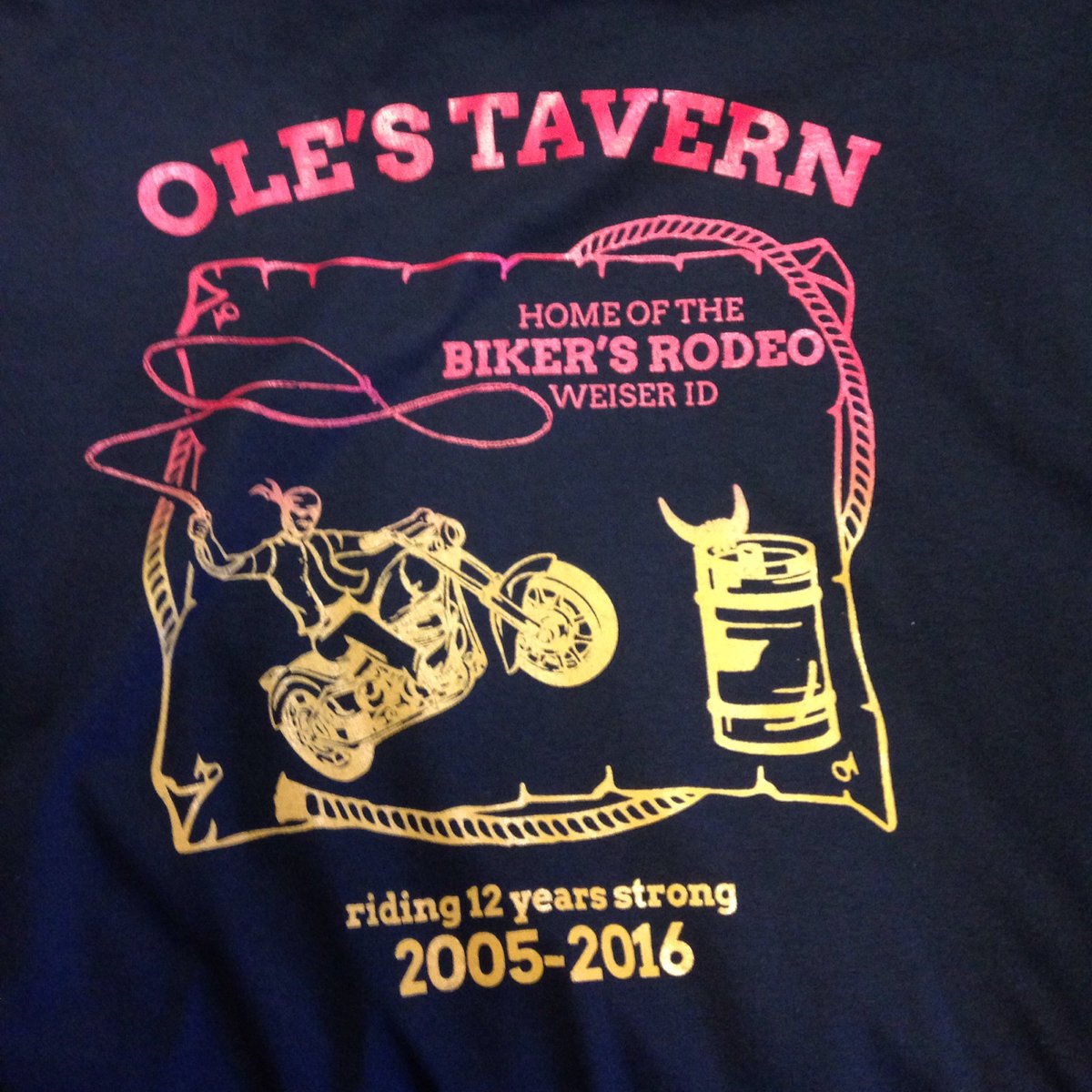 blacktsdotcom's tweet photo. Some past blend work. #biker #olestavern #ridesafe #ridehard #custom #tshirts https://t.co/eXiP8Pv2JA