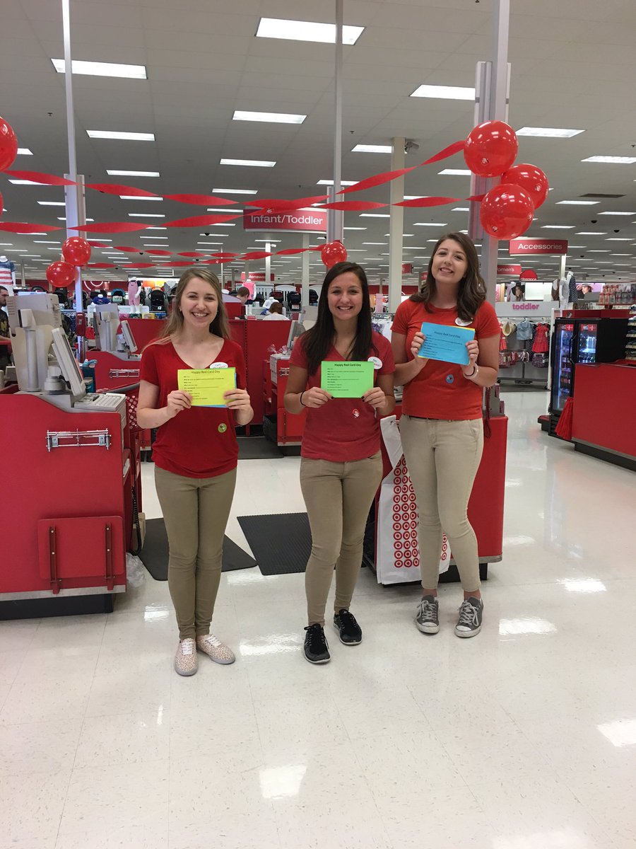 TGTalexandria's tweet photo. These girls are providing awesome guest service AND driving some red cards!! #R10k #G199ROCKINREDS #REDCARDARMY https://t.co/64ZBWqAScY