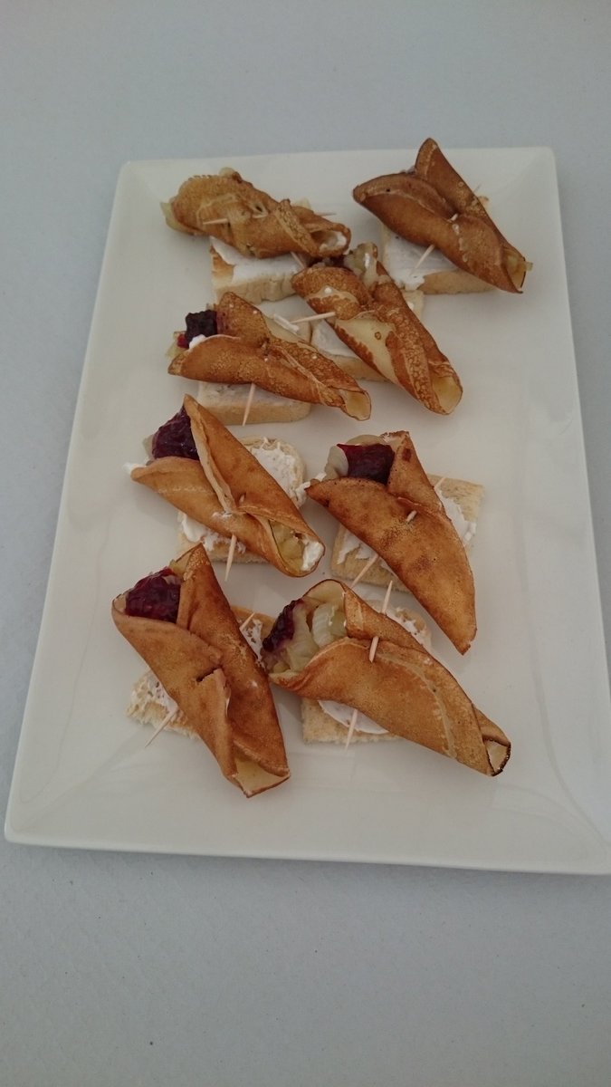 gerardodemateo's tweet photo. En breve concurso d pinchos n #Cojóbar un año más @modubeos @cojobeos A ver si viene @ArrabalTopChef y @jaquealchef https://t.co/PMvpB8D9NN