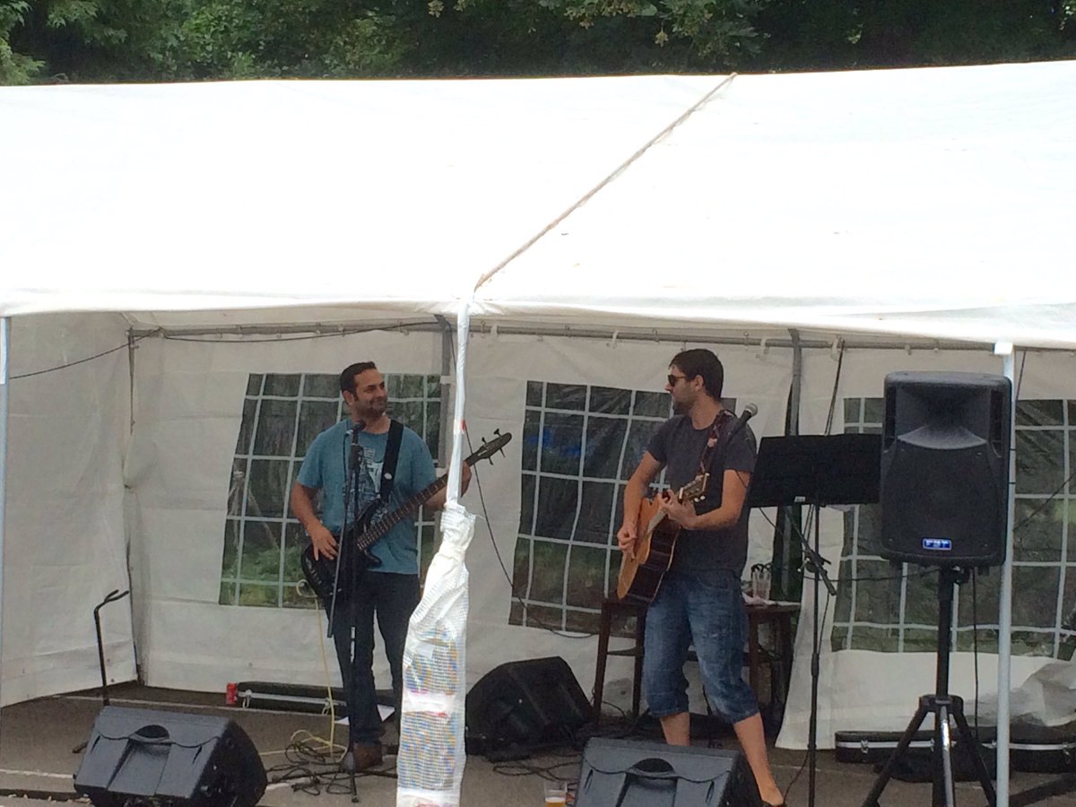 Live music #beggarsfair