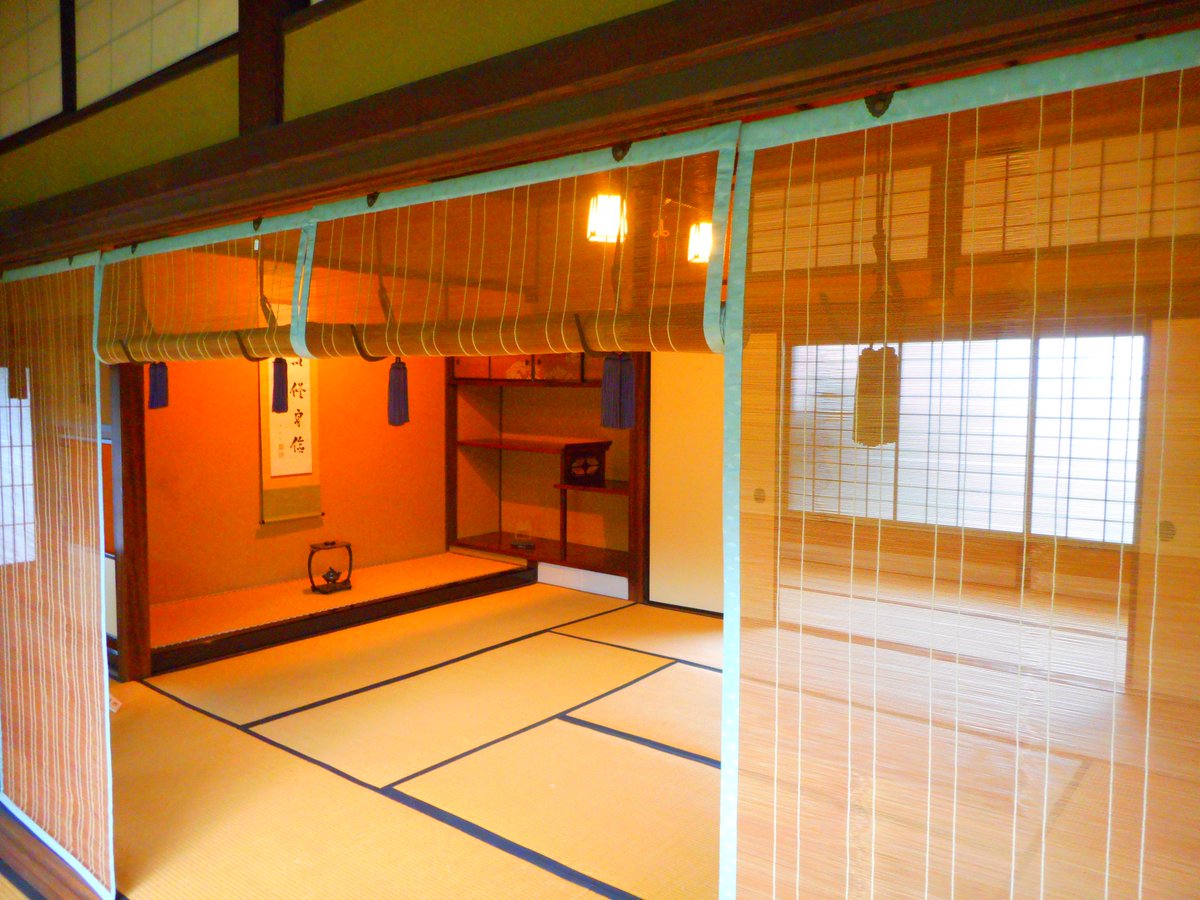 kasen_ensei's tweet photo. 文京区千駄木
旧安田楠雄邸庭園（東京都文化財指定）
大人500円
水・土曜日のみ開館だから注意してくれ……館内はフラッシュ禁止だが撮影可能だよ。僕は写真については全くの素人だが……この邸宅の素晴らしさが伝わるかな？ https://t.co/RnjitAarjE