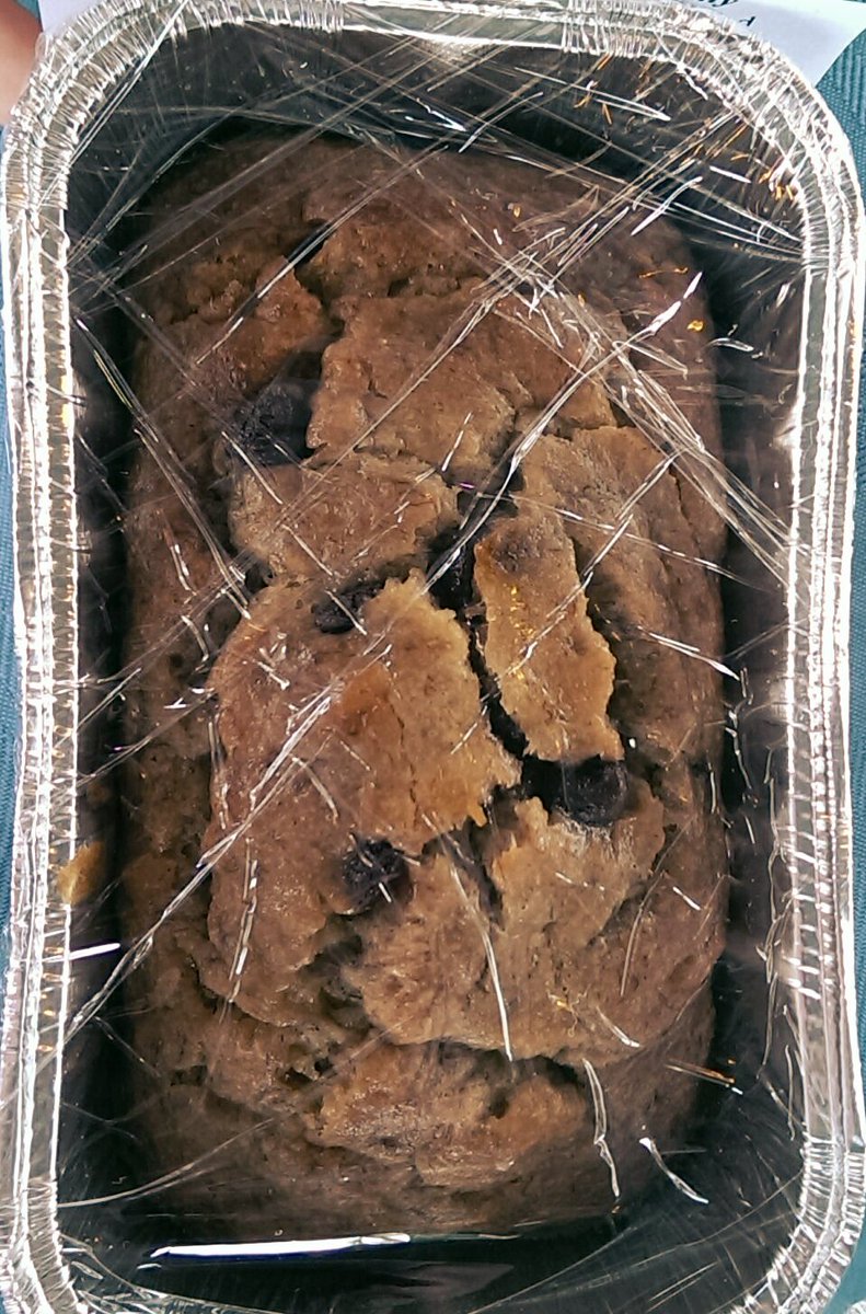 Chipped_Mug's tweet photo. At the Salem Farmers Market! 
#FreshRoastedWholeBeanCoffee #GlutenFree #ChocFudge #AppleDumplings #BananaBread https://t.co/wzL4150Szr