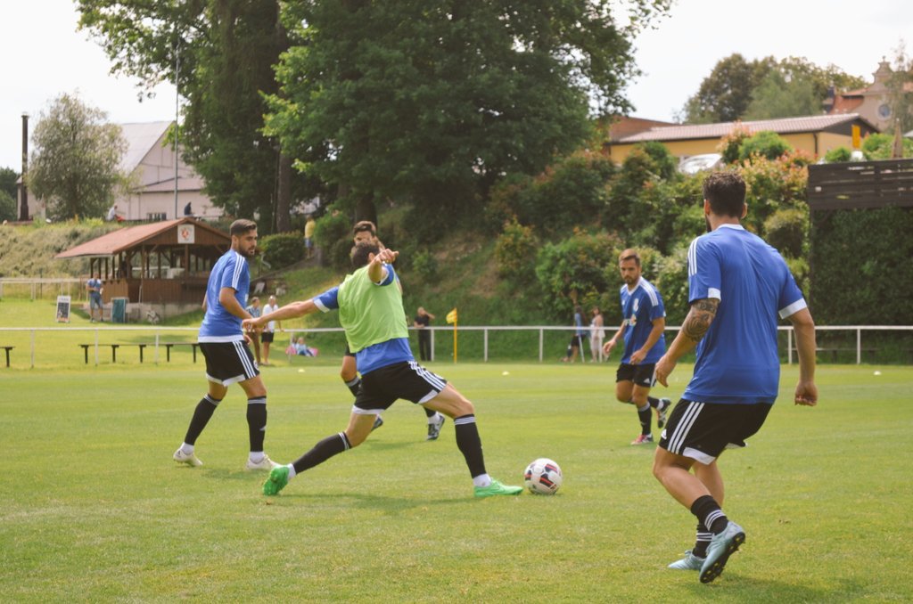 afefutbol's tweet photo. Último entrenamiento antes del partido contra el @cafhcz #FIFProAFE #FIFProTournament2016 #AFEfútbol https://t.co/50g7aAEpmh