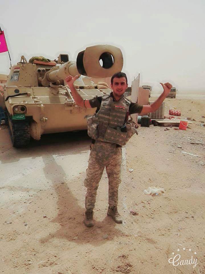 Cm7KkOBW8AAD81u.jpg