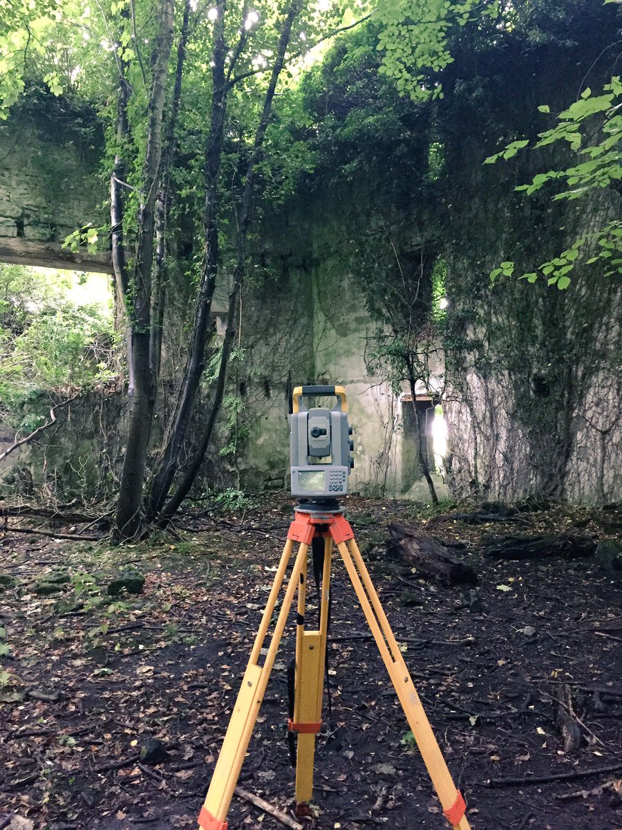 GallivantScot's tweet image. Scanning and surveying the C18th warehouse at Kennetpans Distillery with @innerforth and @aocarchaeology