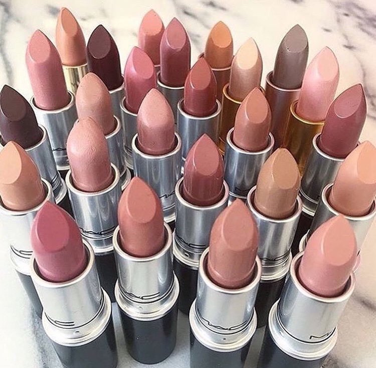 Nudeboard's tweet image. Lipstick goals