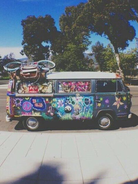 BohemianRefuge's tweet image. Summer and friends...