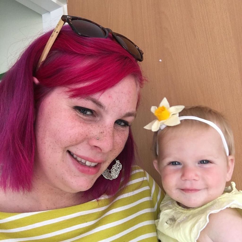 beingmummygreen's tweet photo. Aurora and I are feeling party ready! #allinyellow #freshhair #pinkhairdontcare https://t.co/t1c7y6BV1g https://t.co/2nJN2R1VC4