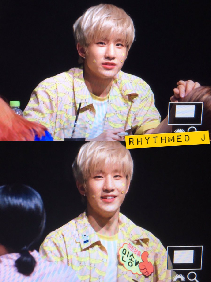 RhythmedJ's tweet photo. 160709 프리뷰✨ @offclASTRO
#아스트로 #ASTRO #진진 #JINJIN #숨가빠 https://t.co/4ECFvjsy56