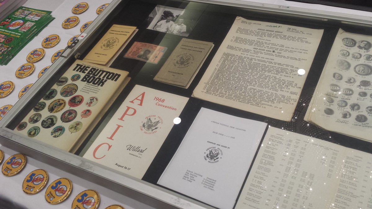 APIC_USA's tweet image. Great seeing @SteveFriess at @APIC_USA  #ButtonCon2016 in #HBG. Tons of buttons still available!