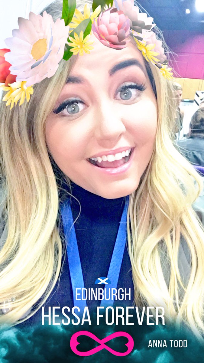 annatodd's tweet photo. But guys I have a snapchat filter!!! 💃🏼🙌🏼🎉 https://t.co/QHVA2y7nox