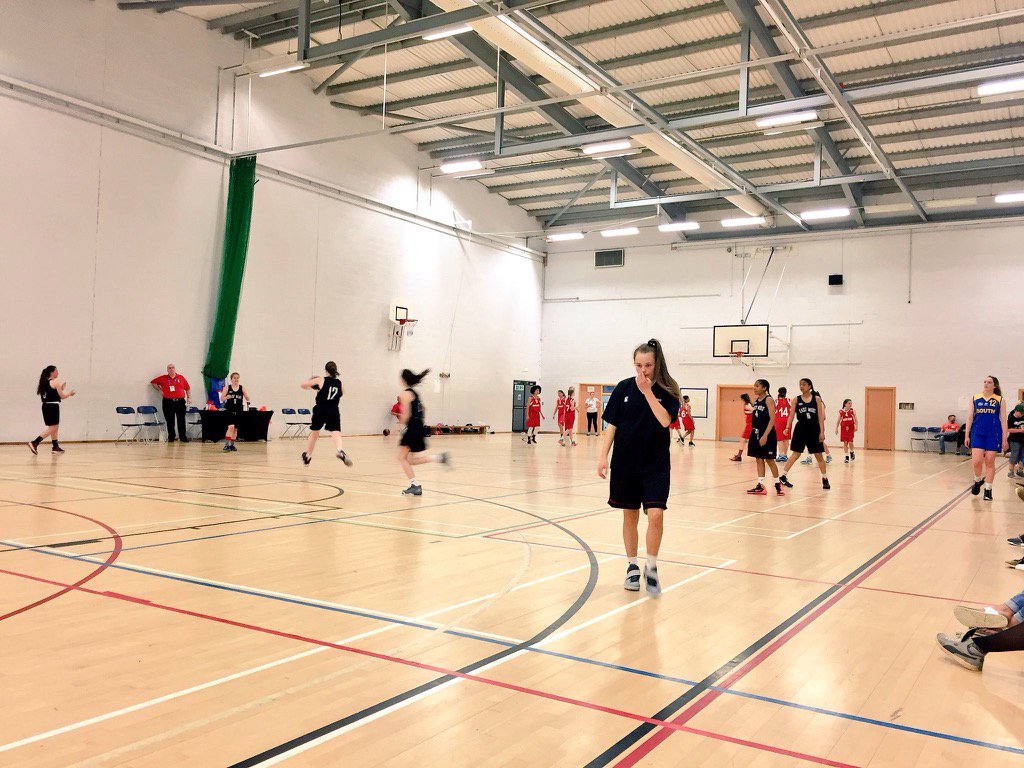 BohuntPE's tweet photo. Maisy Payne #12 South in photo @bballengland U13 Tournament @BohuntSchool proud teachers #goMaisy #motivated https://t.co/7ShzQDsVTZ