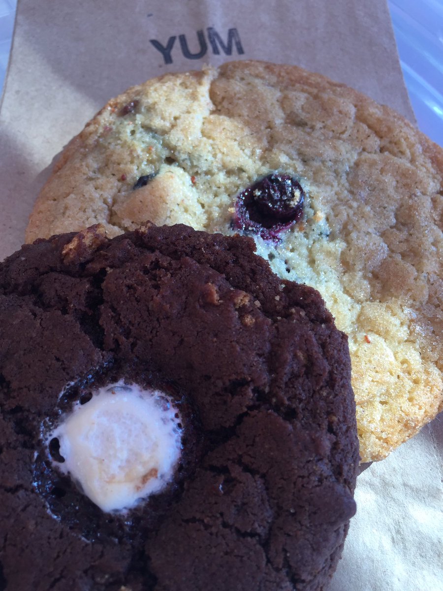 cookieyumchi's tweet photo. Summer faves Blueberry Sugar and S'mores are here! Come grab some Yum at Nettelhorst Farmers Market 8-2 today! https://t.co/SbBnkxSjjs