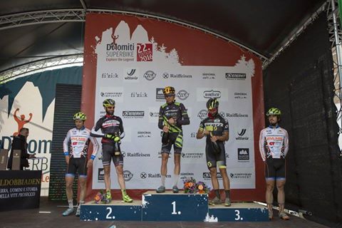 bicitv's tweet photo. Südtirol #DolomitiSuperbike: Sigilli di @hannespallhuber e #Calvetti sul corto
https://t.co/owefb9QroT https://t.co/3SCrf58cJj