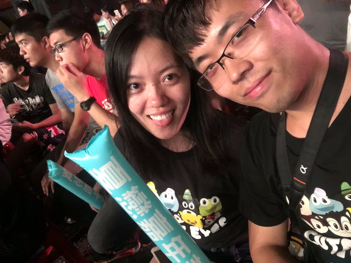 sunstaryu's tweet photo. 我們來啦！#2016夏戀嘉年華 https://t.co/XbYm2DlOnF