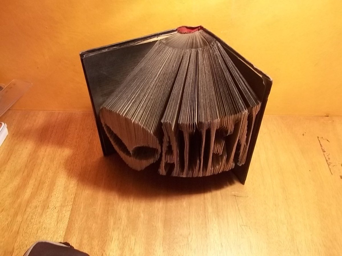 transhumaanists's tweet image. Folded book art - book sculpture gift - present - gift - space… tuppu.net/862ade09 #etsyhandmade #UniquePresent