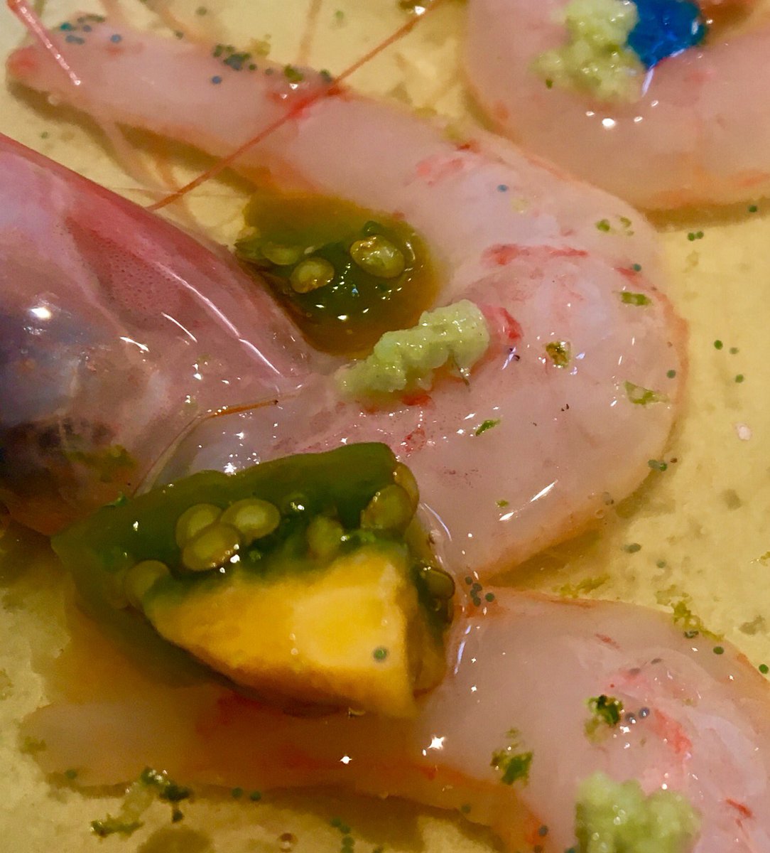 JCCapel's tweet photo. #MicroCriticCapel #BarraJapoAmazónica Fiel a su estilo: pescados y mariscos + frutas. Muy seguro Chef Massa P7 https://t.co/1qJPSFw3zE