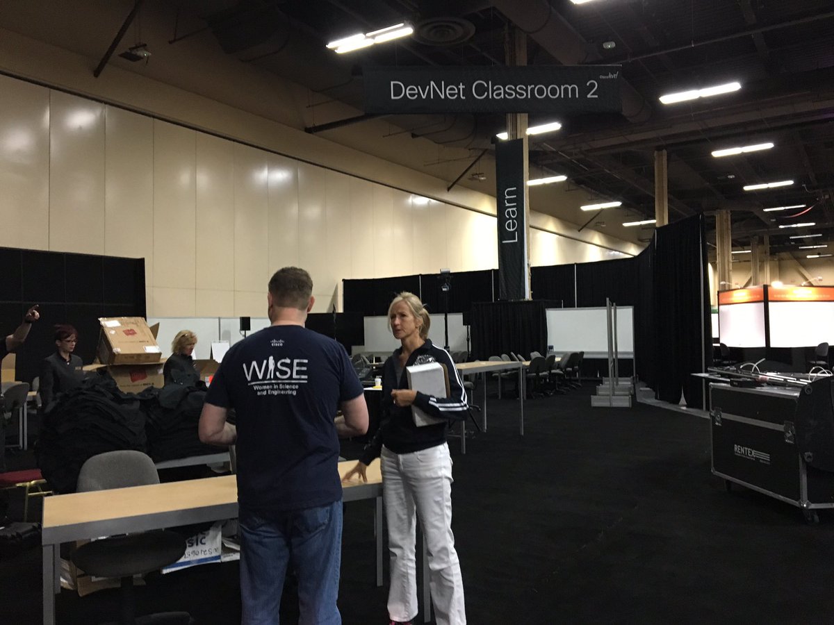 CiscoDevNet's tweet image. #devnethackathon!