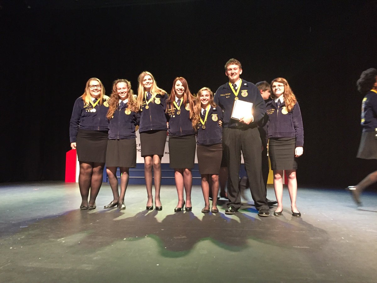 dwhitegcit's tweet photo. Just a handful of the many great students I got to help learn @NAPparlypro this year! @NBC_FFA #WhyNAP https://t.co/iP6t8iFNkH