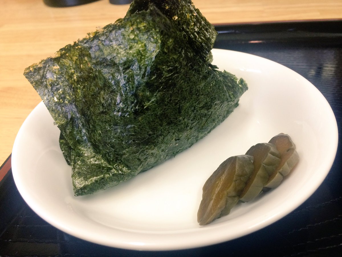 papatei88's tweet photo. 八八亭メニュー情報🎵

八八亭では
冷やし肉そば、うどん 各700円
を食べる事ができます🎵

少し足らないなと思う方は
おにぎり 1個100円
もございます!!

是非食べてみては🎵

※写真は冷やし肉そばです。

#八八亭 https://t.co/LAdB0BgBaq