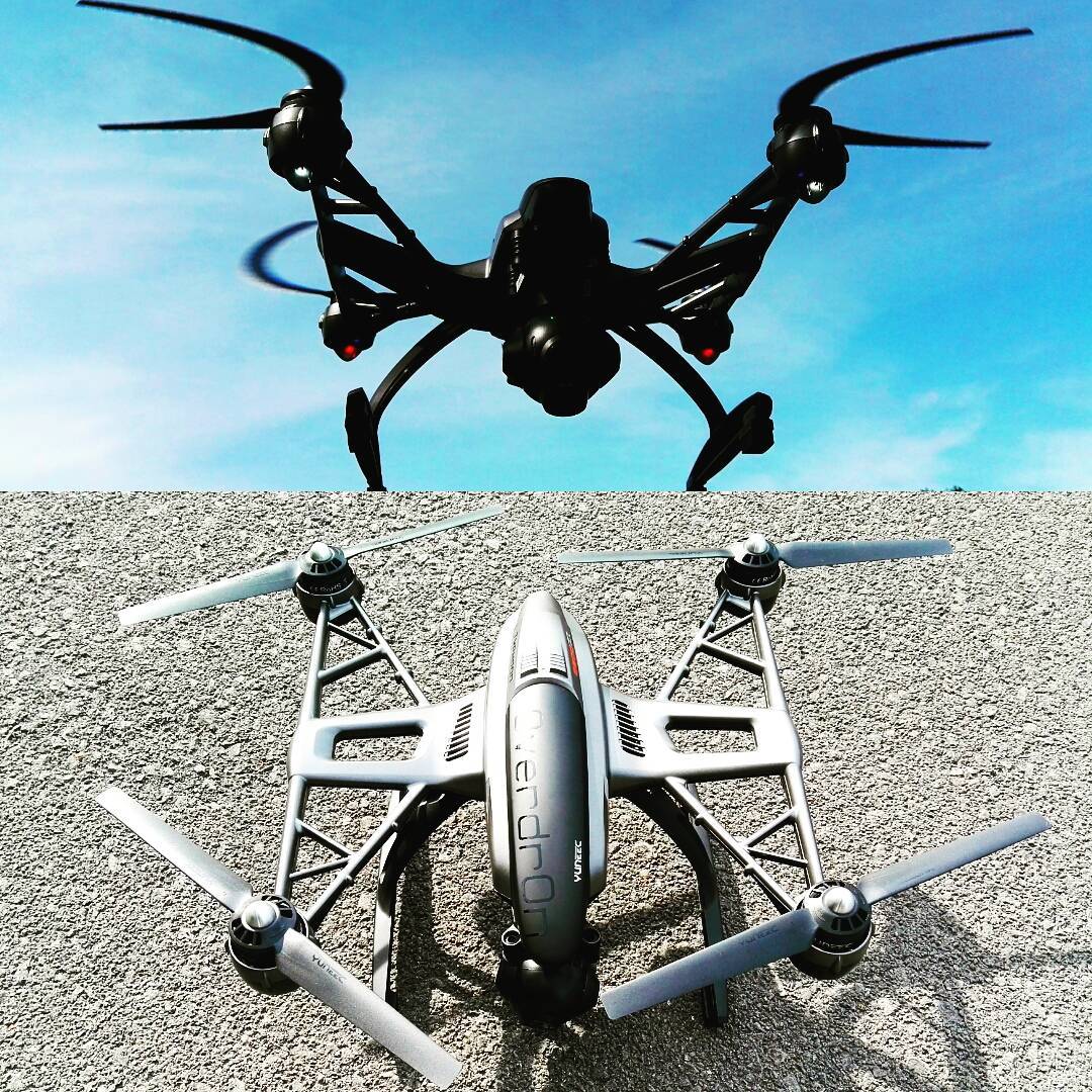 FalconDroneSvcs's tweet photo. Say one word for these #amazingdrones by @fran.overdron 😍 #dronesfly #dronestagram #dji #dronelife https://t.co/coBlFxVF3x