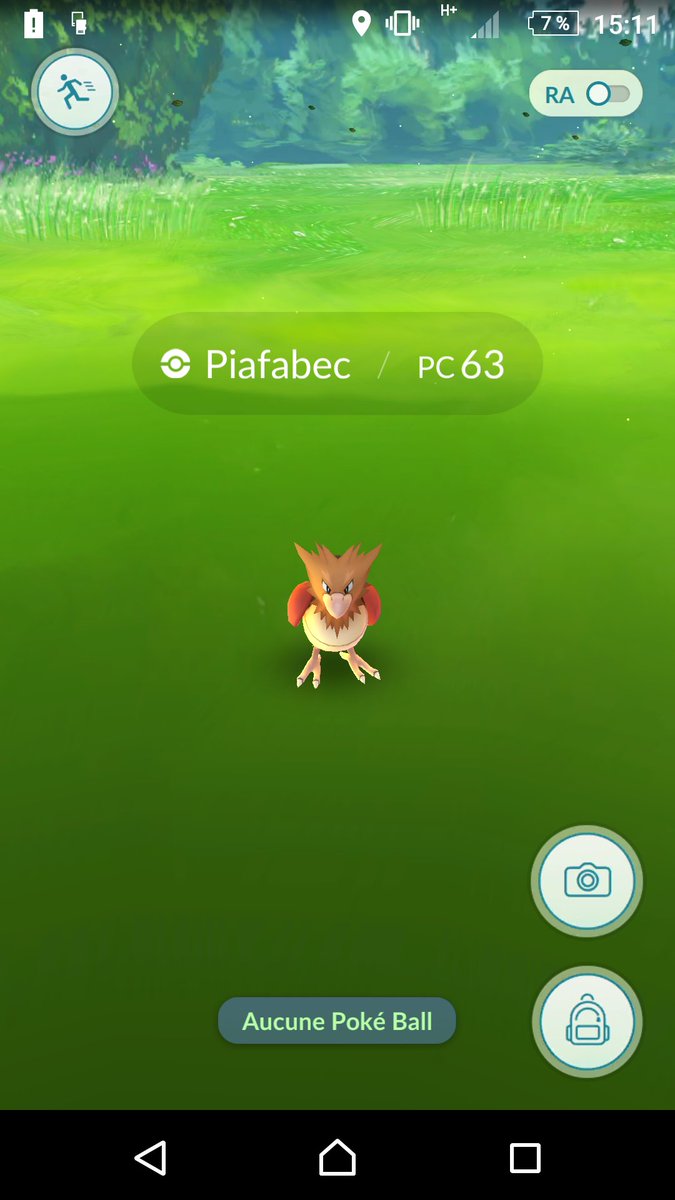 Anyeang's tweet photo. Why are you doing this to me !!!! #PokemonGo #realstruggle #outofpokeball #needtocatchthemall https://t.co/9demZ1syPA
