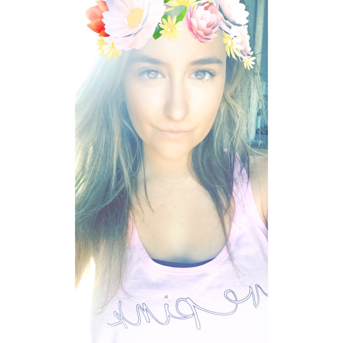 lexkapfhammer's tweet image. snap chat was good to me the other day 💘 #hippieBitch