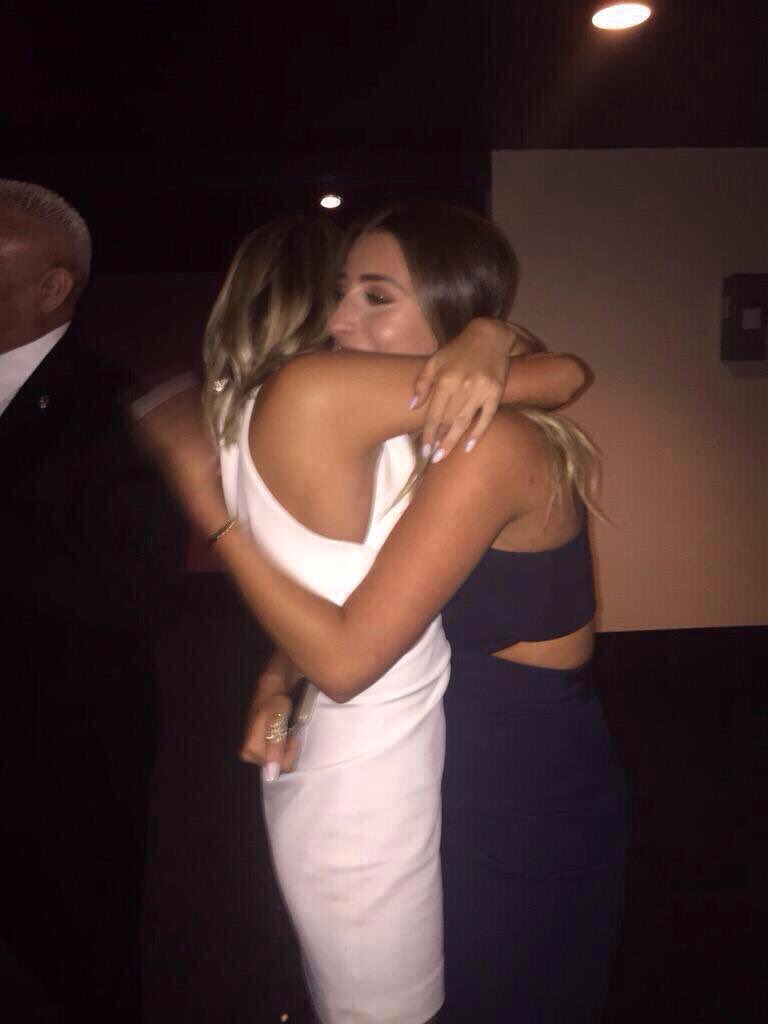 lgbtkissing's tweet photo. rt to vote / wish her a happy birthday 😋

my #TeenChoiceAwards vote for #ChoiceFemaleWebstar is @jennmcallister !! https://t.co/FWZC5q1jOe