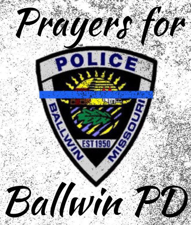 GetHealthySTL's tweet photo. Praying for #BallwinPD & #DallasPD today and every day. https://t.co/EecFiy48Ko
