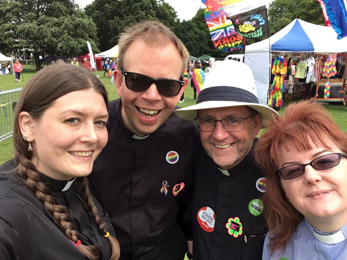dexterdalley's tweet photo. The @c_of_e gang at @EssexPride representing @changingatt in Chelmsford Diocese.  Happy Pride! https://t.co/TziyrxqDvq