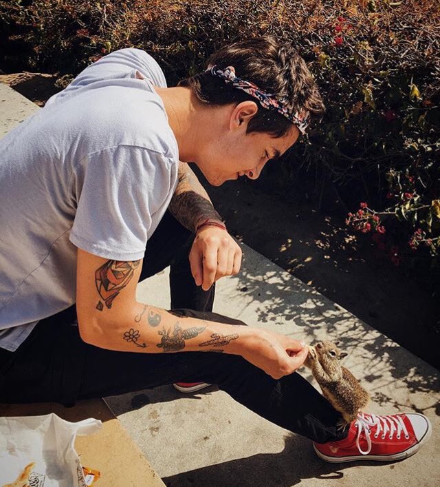 DrownedLia's tweet image. 1 RT = 1 Vote
Vote everyday!!
My #TeenChoice for #ChoiceYouTuber is @KianLawley 

RT TO HELP HIM WIN