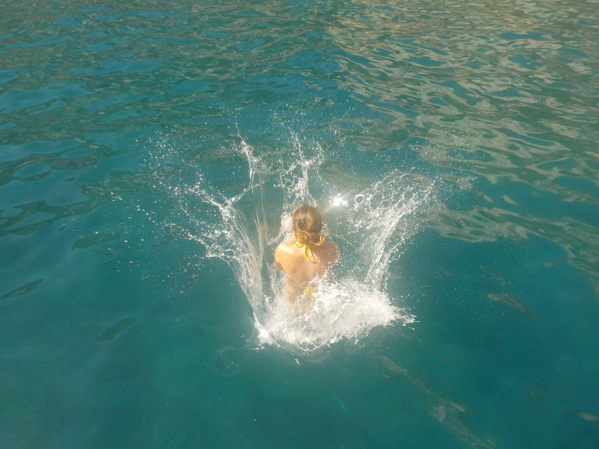 sun_sea2016's tweet photo. #sun_sea #mare #ischia #ancoraunestateinsieme #divertimentoassicurato https://t.co/RdvQVOV9nk