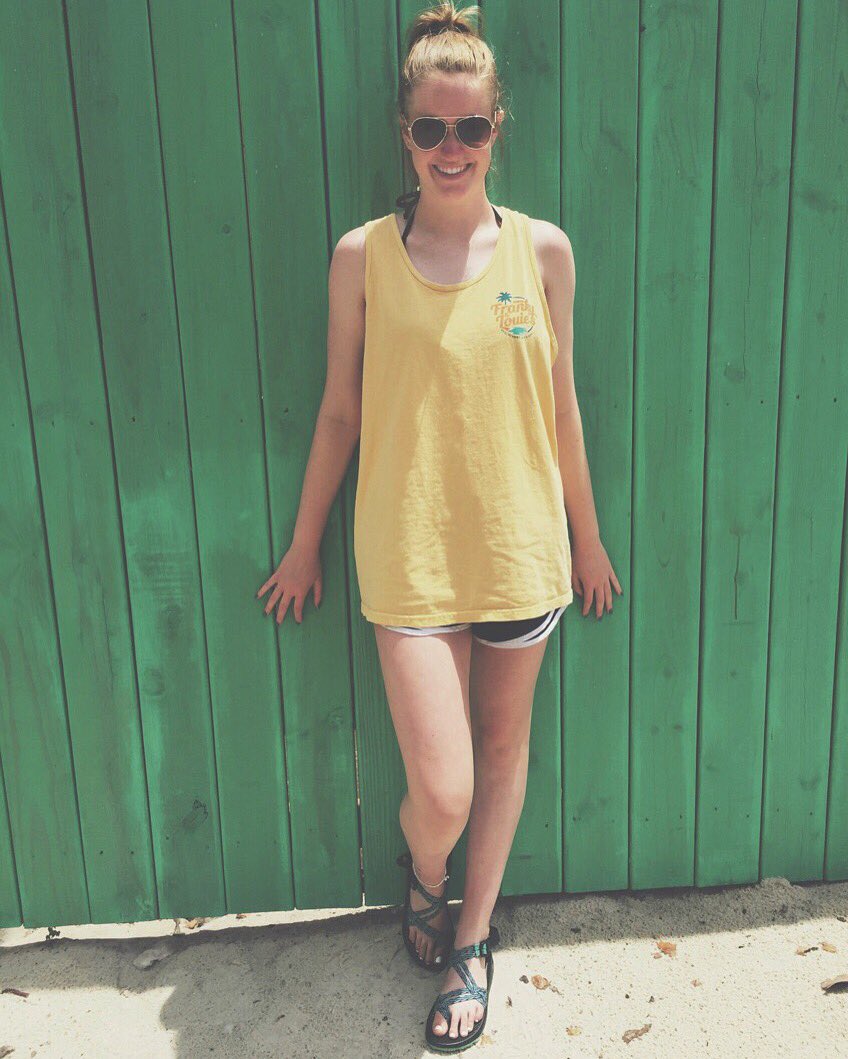 gailnichols188's tweet photo. Had such a great time at the lake spending time w/ family☺️🌞🌊 @emily_polyak @elliegp098 @ClaireeBearr015 https://t.co/1rEDYjnyIC