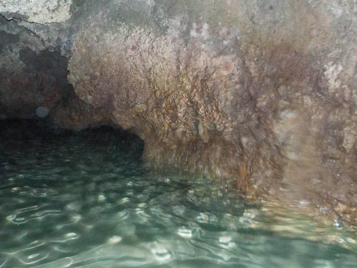 sun_sea2016's tweet photo. #sun_sea #ilmarepiùbello #ischiainsieme #mare #sole #grotte https://t.co/D4WnQedOyi