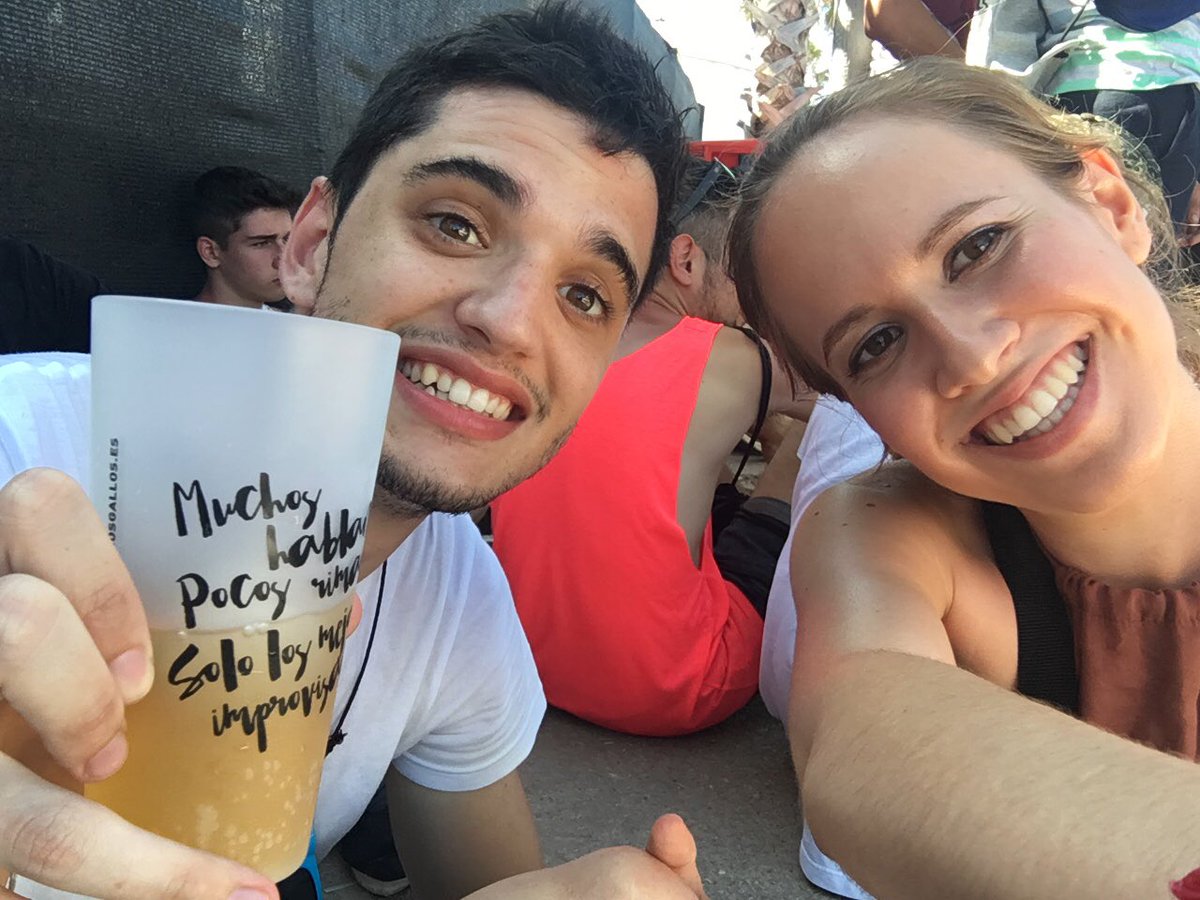 ainoha1610's tweet photo. Caloret #BatallaDeLosGallos felices 21 Adrian https://t.co/5Q2NvBfsPA