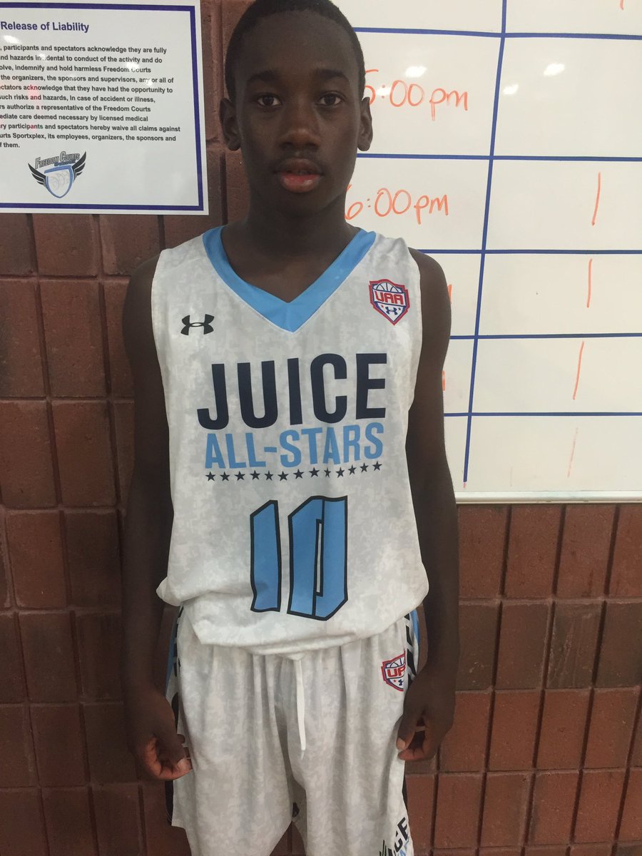 I95FAB's tweet photo. #10 Jeremiah Crudup with double digits this morning #13u #FABi95 @ShowtimeAllstrs https://t.co/l31J87I7Ud