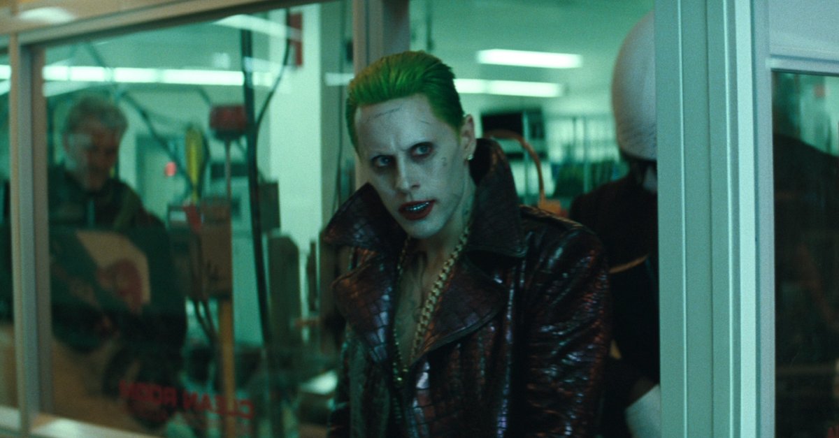 flickeringmyth's tweet image. Suicide Squad gets a new international trailer with more Joker flickeringmyth.com/2016/07/suicid…
