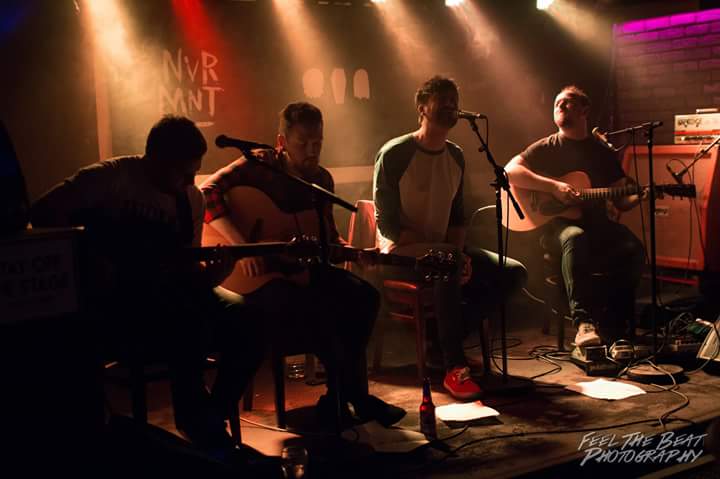 Kelgrade's tweet photo. Few pics from the #Versive acoustic show last week! :) Was good craic! https://t.co/fXmQU0v5zR
