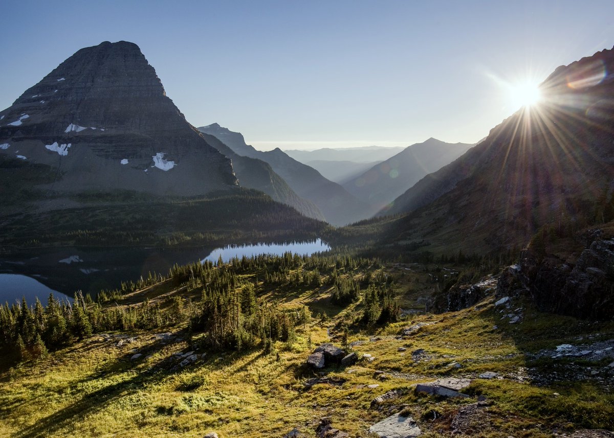 GlacierNPS's tweet photo. Hidden Lake trail open from Logan Pass Visitor Center to overlook. Overlook to the lake still closed. https://t.co/PNydLu0LIs