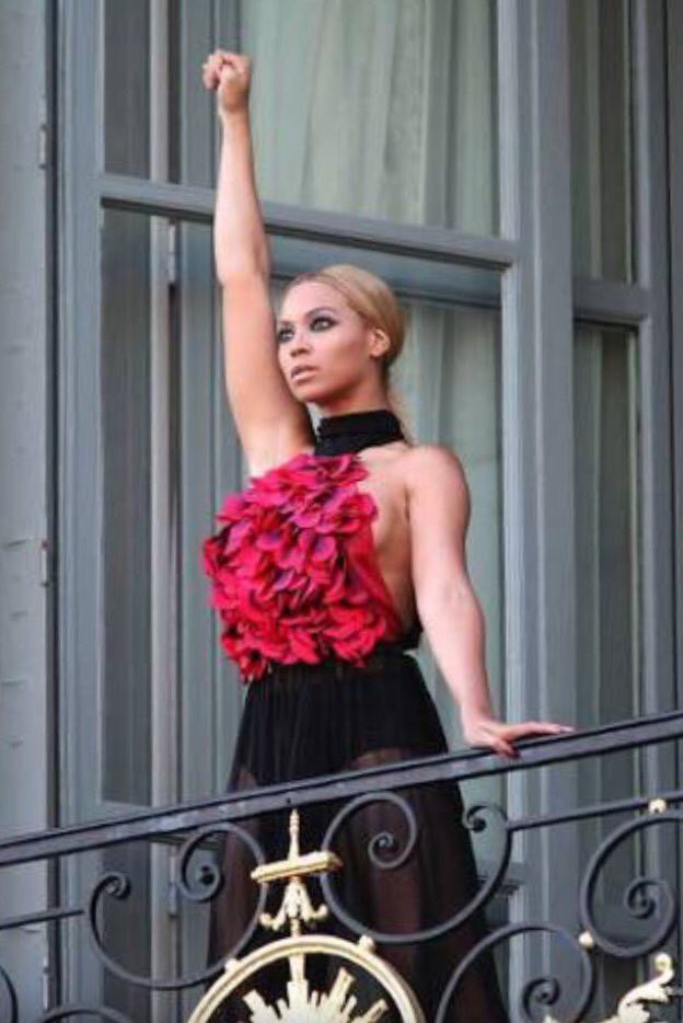 __serenaj's tweet image. President: BLACK 
#1 Athlete: BLACK
Miss USA: BLACK 
#1 Singer: BLACK. 
I see why they scared