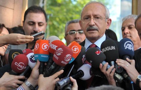 @g_tatlipinar Kılıçdaroğlu"Bahoz ARKADAŞIN ailesine başsağlığı diliyorum"  demedi mi halen :)))  aaa ne kadar ayıııp