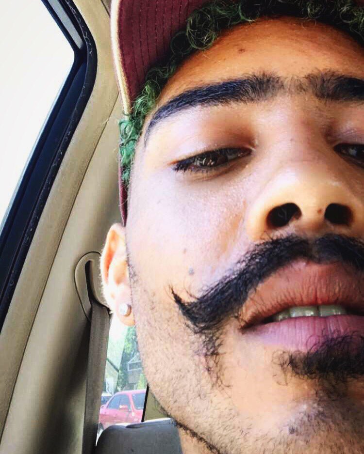 STEEZ3DISEASE's tweet photo. Hol' up https://t.co/oEnBk1tydq