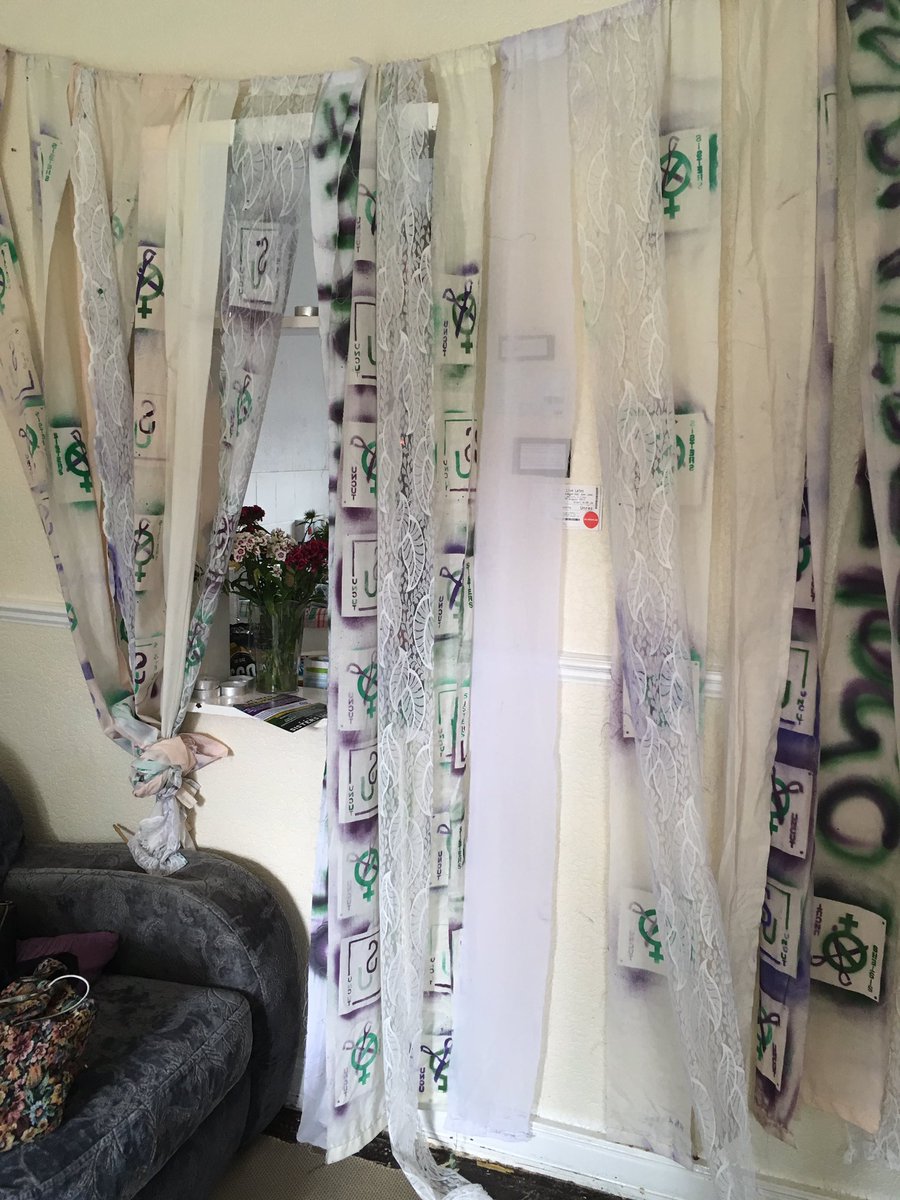 SistersUncut's tweet photo. We've occupied an empty council home. Want to get involved? Drop us a line sistersuncut@gmail.com https://t.co/zJzj9eI0qc