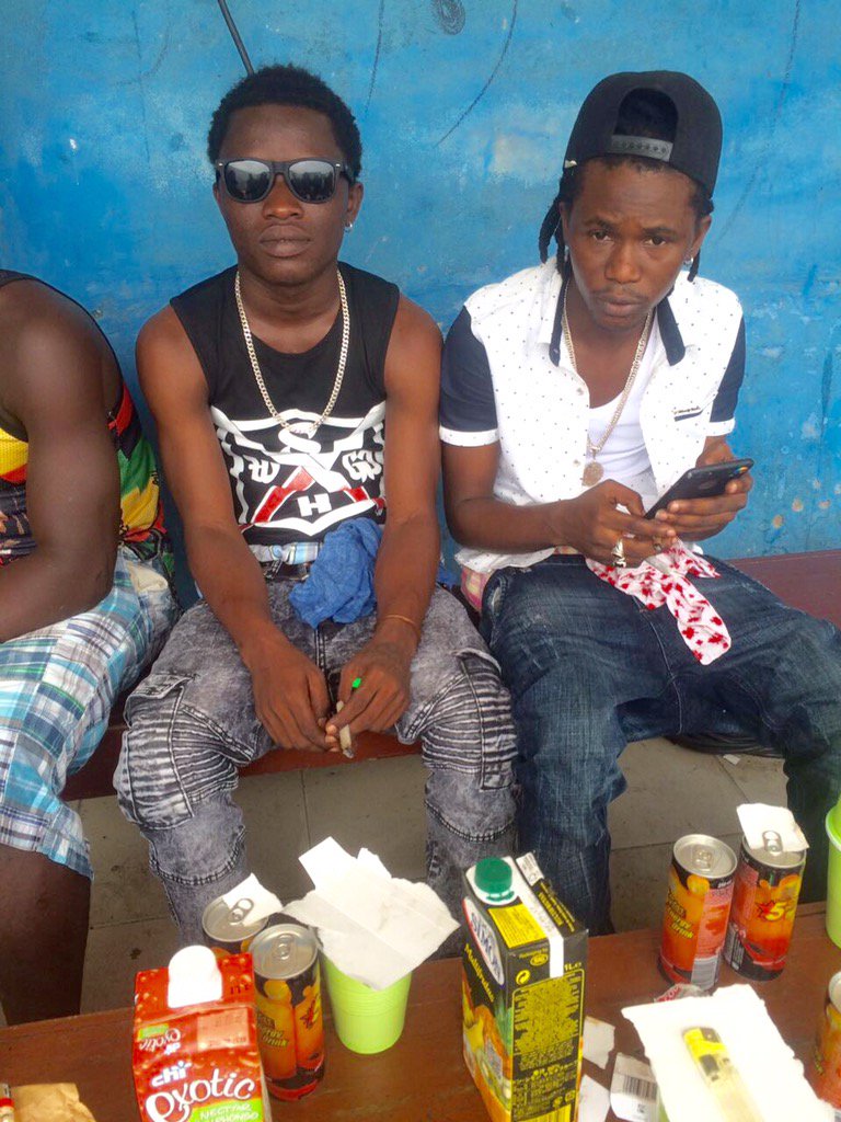 900Bless's tweet image. €Still Jah_Bless